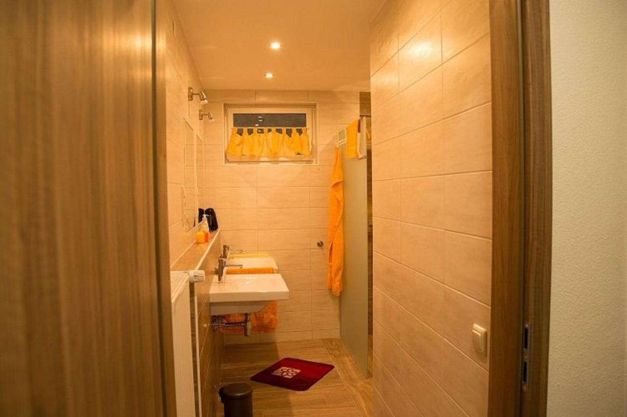 Ferienwohnung Frau Klara Hofheim in Unterfranken Exterior foto